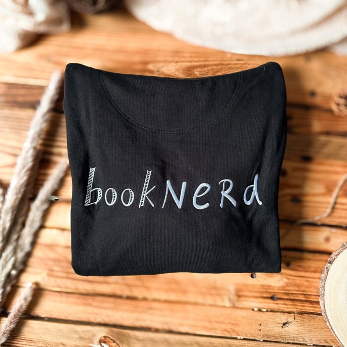 Hoodie_booknerd_schwarz_07